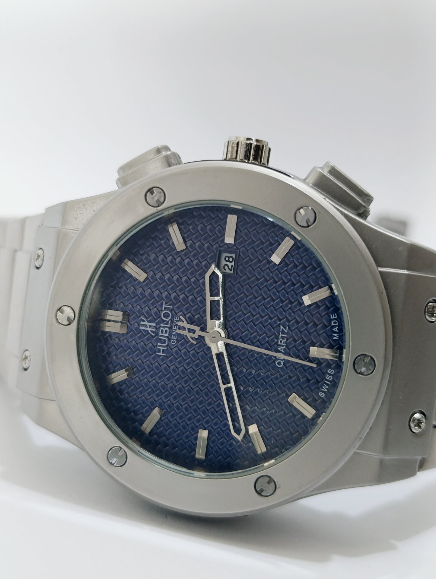 Hublot Stainless Steel Watch with Date Display - Luxury Timepiece for Men