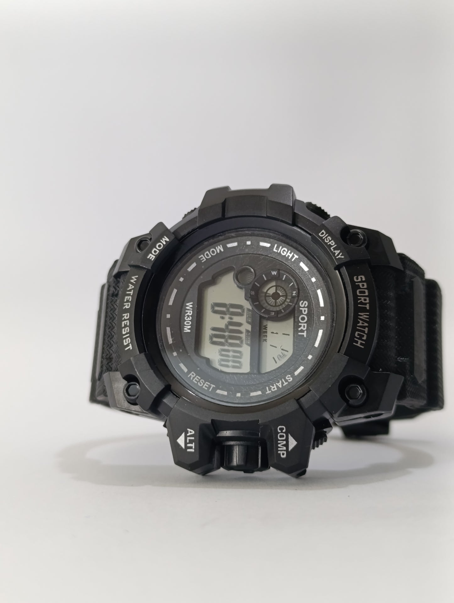 Ultimate Performance Sports Watch: Precision & Durability Combined